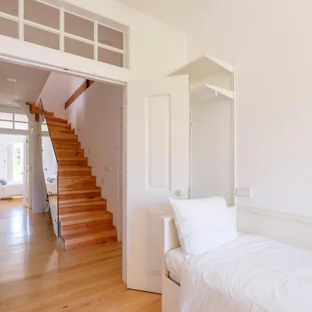 Terrace Apart With View Ac 4 Bedroom 4 Baths *