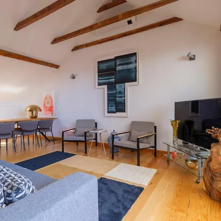 Apartman Terrace Apart With View Ac 4 Bedroom 4 Baths *