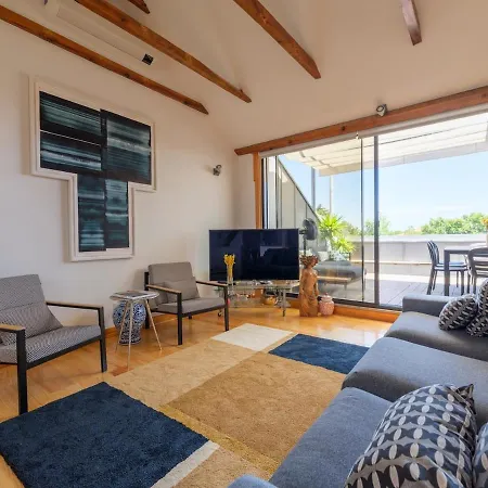 Terrace Apart With View Ac 4 Bedroom 4 Baths Apartman