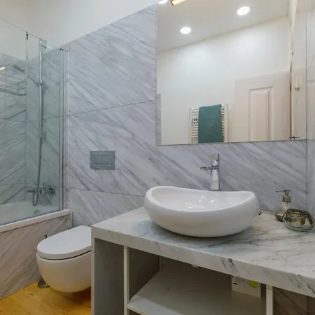 Apartman Terrace Apart With View Ac 4 Bedroom 4 Baths *