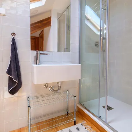 Apartman Terrace Apart With View Ac 4 Bedroom 4 Baths
